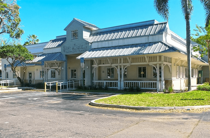 8440 W Broward Blvd, Plantation, FL 33324