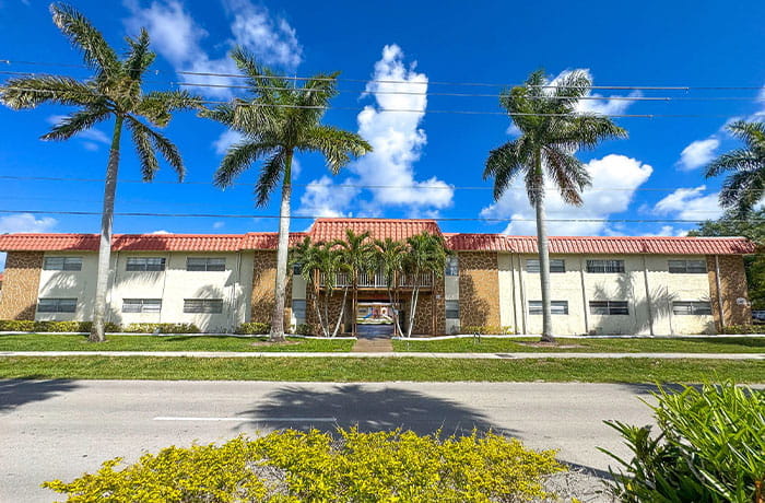 3400 NW 50th Ave, Lauderdale Lakes, Florida 33319