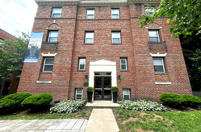 4564 MacArthur Blvd NW, Washington, District Of Columbia 20007