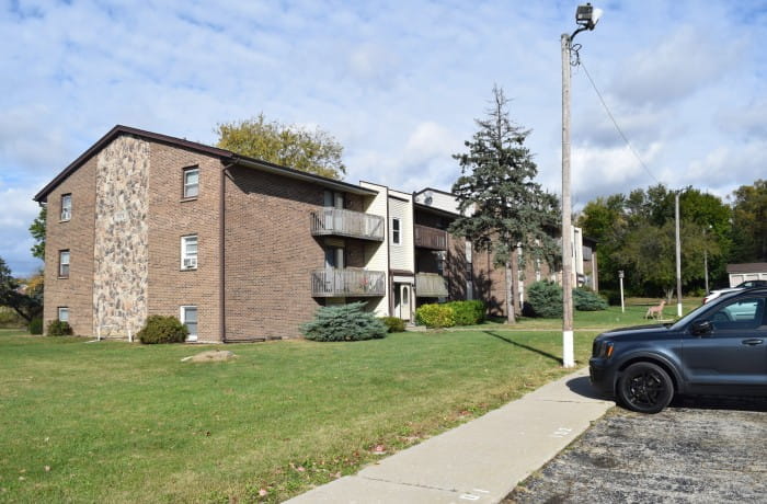 Briar Gardens Apartments