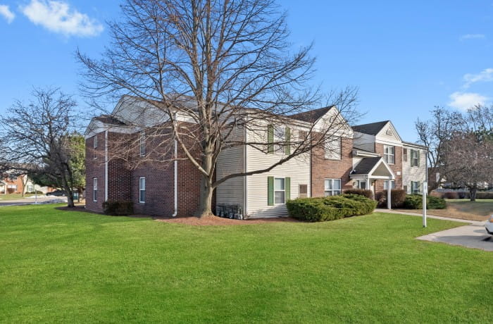 Meadowood Apartments