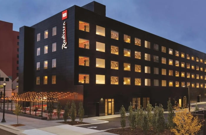 Radisson Red