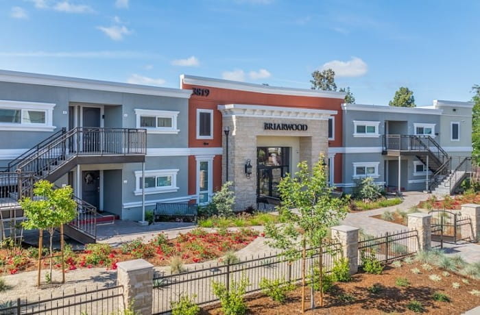 Briarwood Apartments