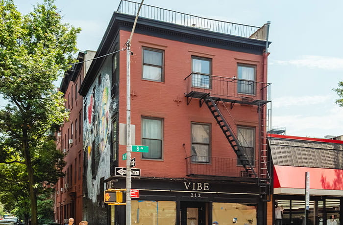212 8th Ave, New York, New York 10011