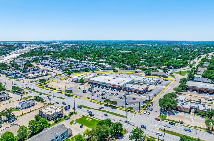 Abrams Forest Shopping Center