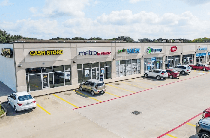 Dollar Tree Plaza