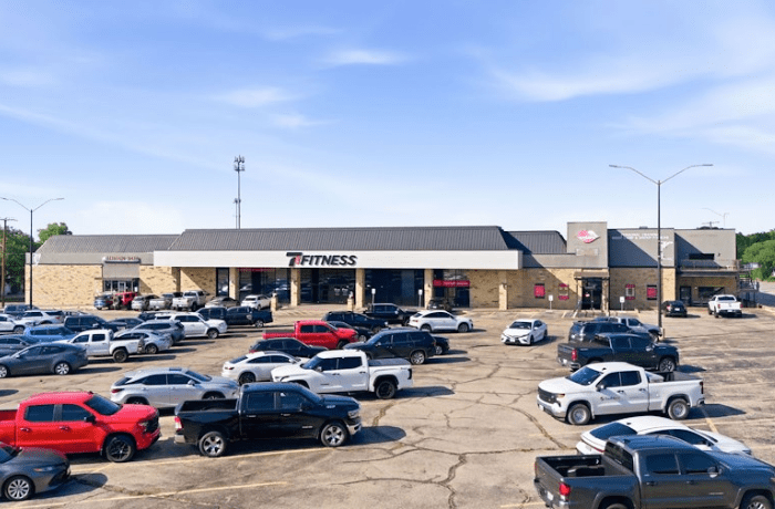 Legends Plaza