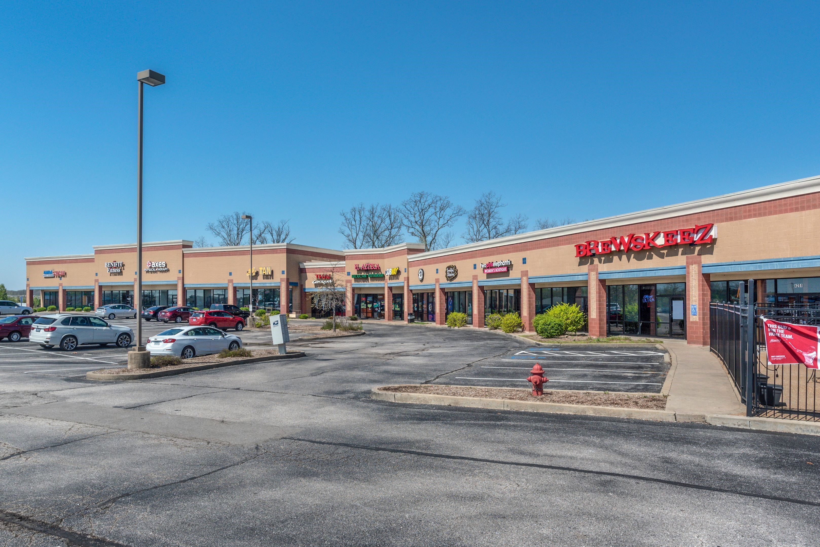 Yateem Legacy Plaza